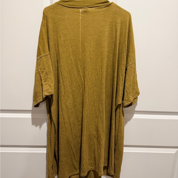 We The Free Oversized V Neck Tunic Tee M Olive Slouchy Top - Picture 4 of 7
